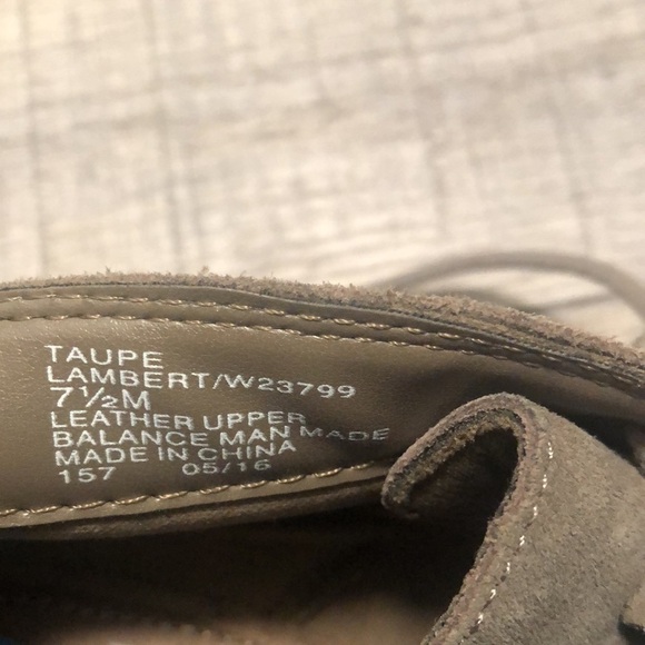 White Mountain genuine leather upper Lambert lace up botties with stitch design - Picture 8 of 9